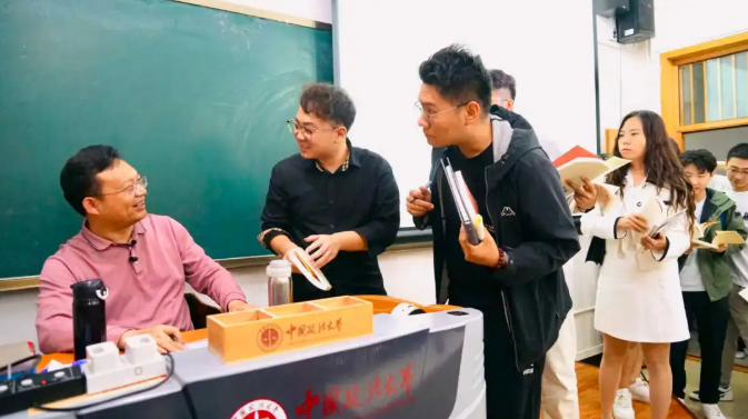 202511061762419721562667.png bfecf4fd331bcb170cebbe49b266924b.png